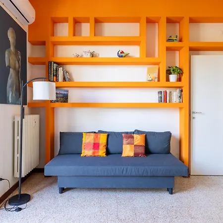 Apartman Colorful House On The Tiber