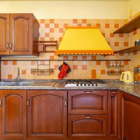 Colorful House On The Tiber Apartment Rome